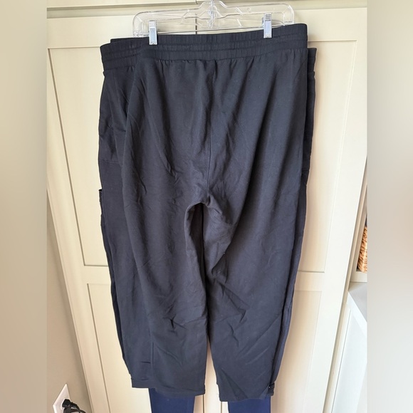 EUC T by Talbots Black Lounge Pants SZ XL; also in navy in other listing - Picture 10 of 11